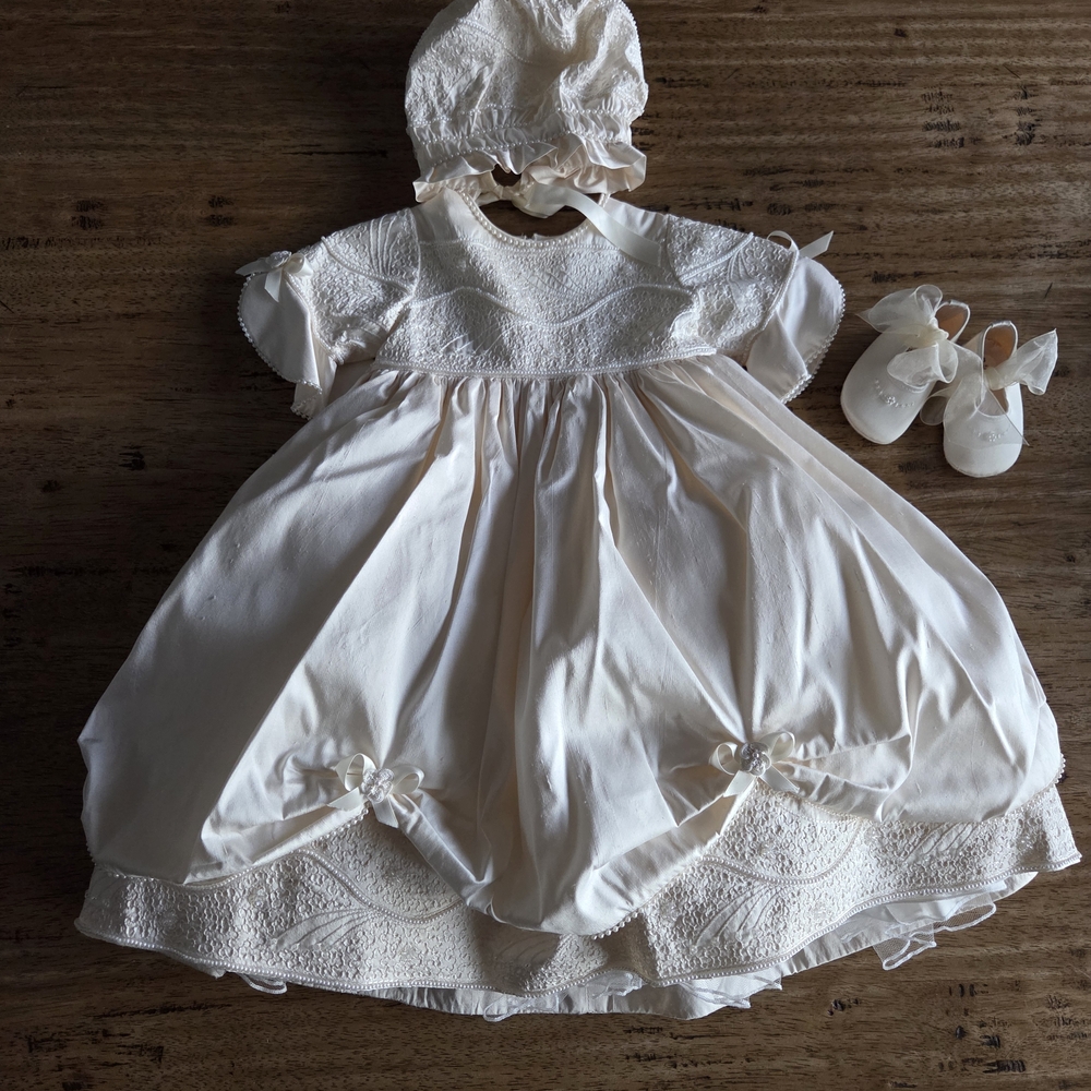Elegant Cream Baby Dress with Bonnet and Shoes